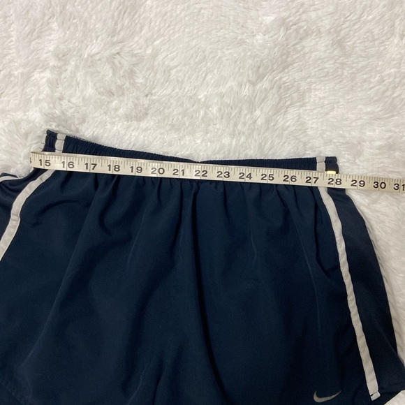 NIKE DRI-FIT WOMEN BLUE ATHLETIC BRIEF LINED RUNNING SHORTS PANTS. SIZE-LARGE. - Picture 4 of 13